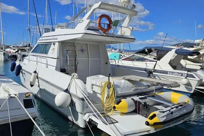 1991 Comar Clanship 45 Fly