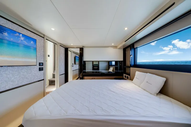  Yacht Photos Pics 2023 Absolute 60 Fly Prisma - Image 28