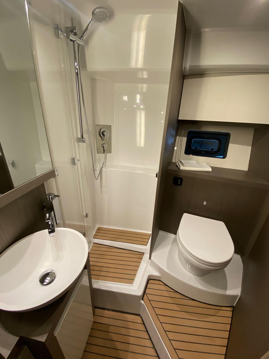 2023 Beneteau 48 