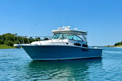 Pursuit 3400 Express