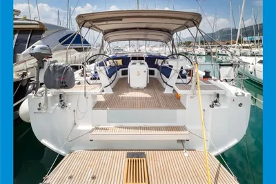 Beneteau Oceanis 51.1