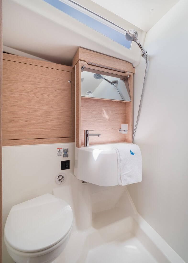 2018 Beneteau 52 