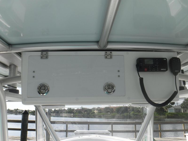 2015 Dusky 33 Center Console