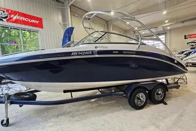Yamaha Boats 242 Limited S