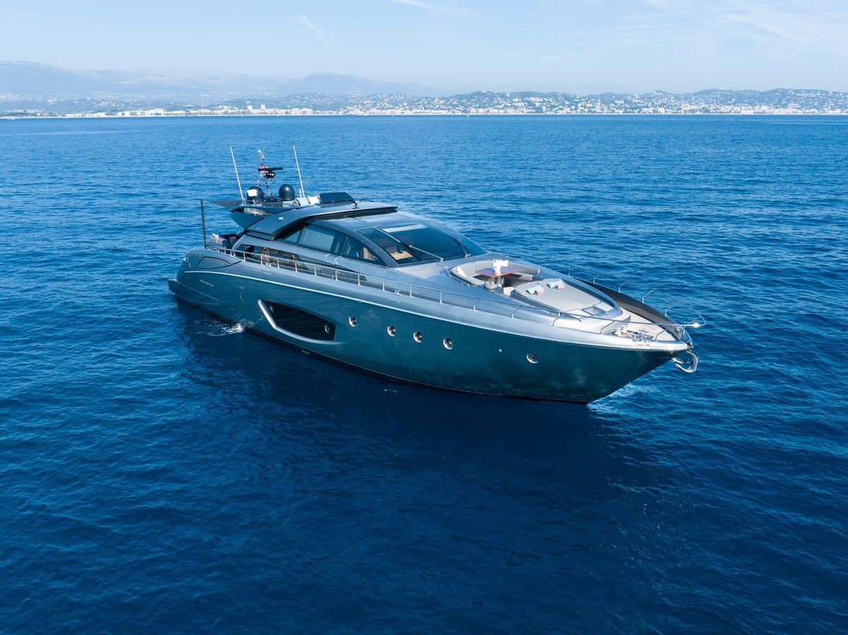 2010 Riva 88 