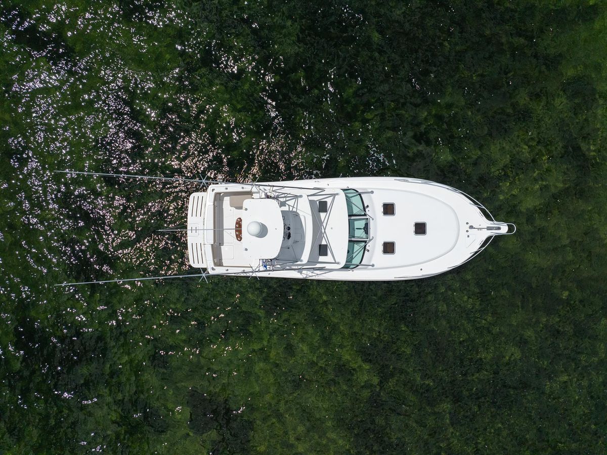 2005 Tiara Yachts 42 