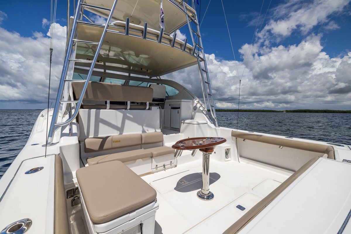 2005 Tiara Yachts 42 