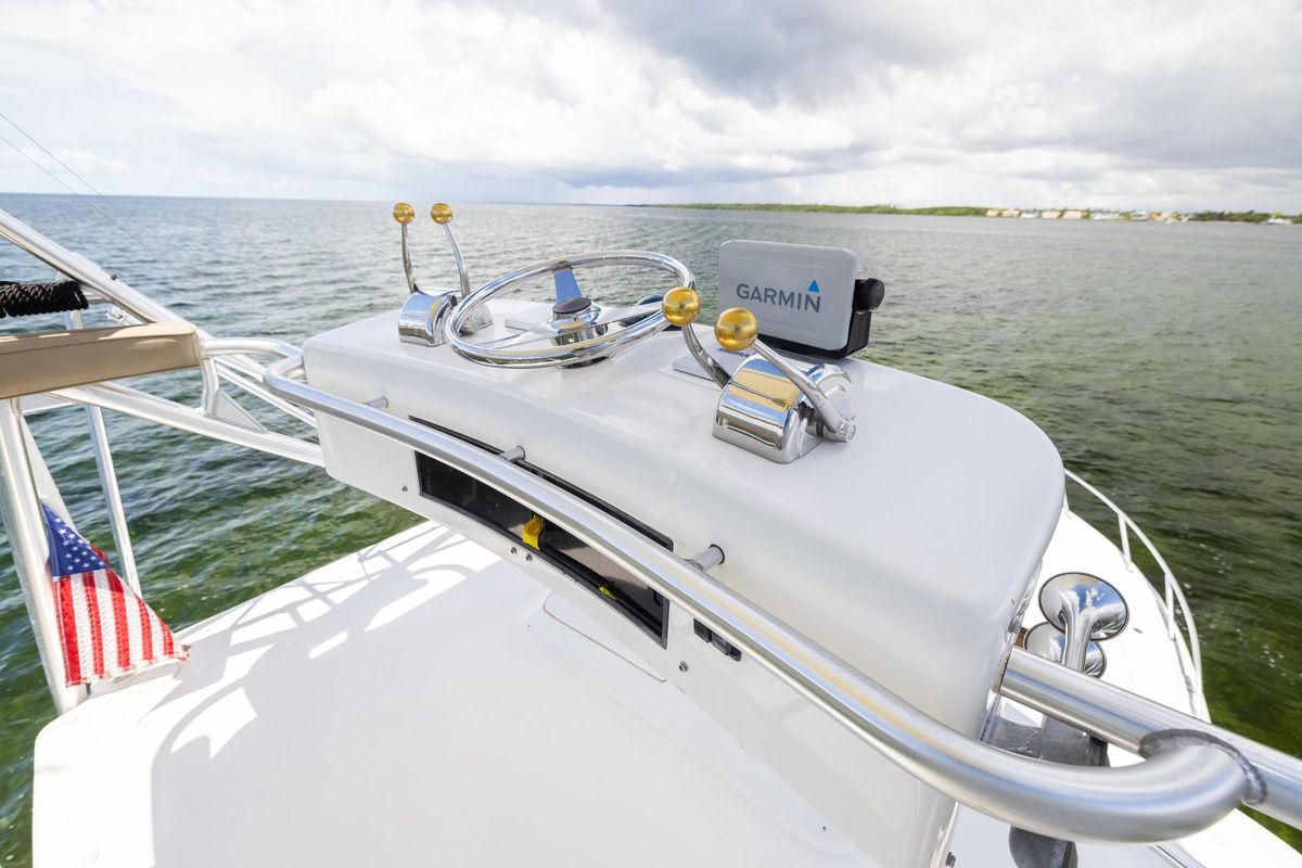 2005 Tiara Yachts 42 