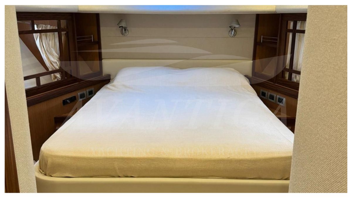 2008 Ferretti Yachts 74 