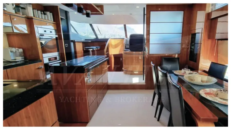  Yacht Photos Pics Fairline Squadron 78