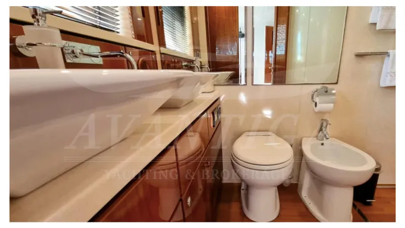  Yacht Photos Pics Fairline Squadron 78