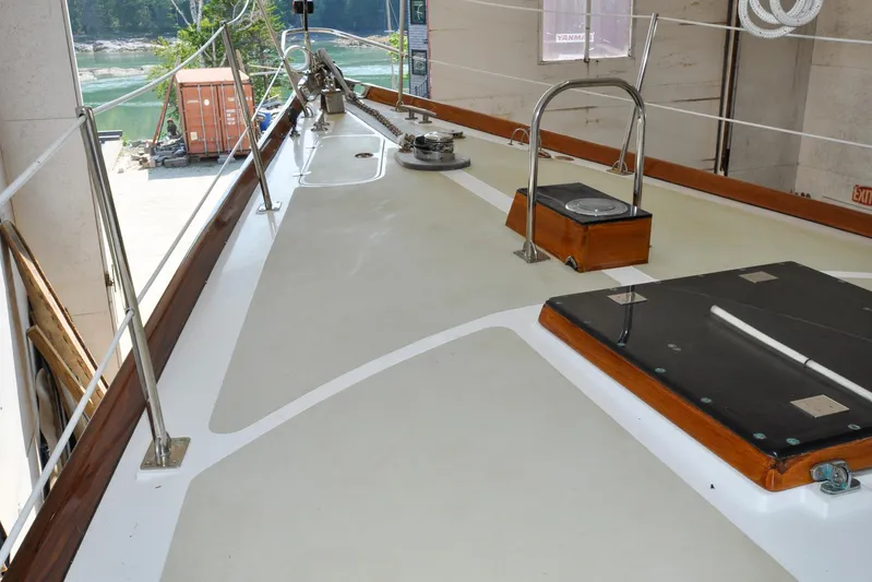 Night Train Yacht Photos Pics Deck of 1986 Hinckley Sou'wester 51 sailboat in a marina setting.