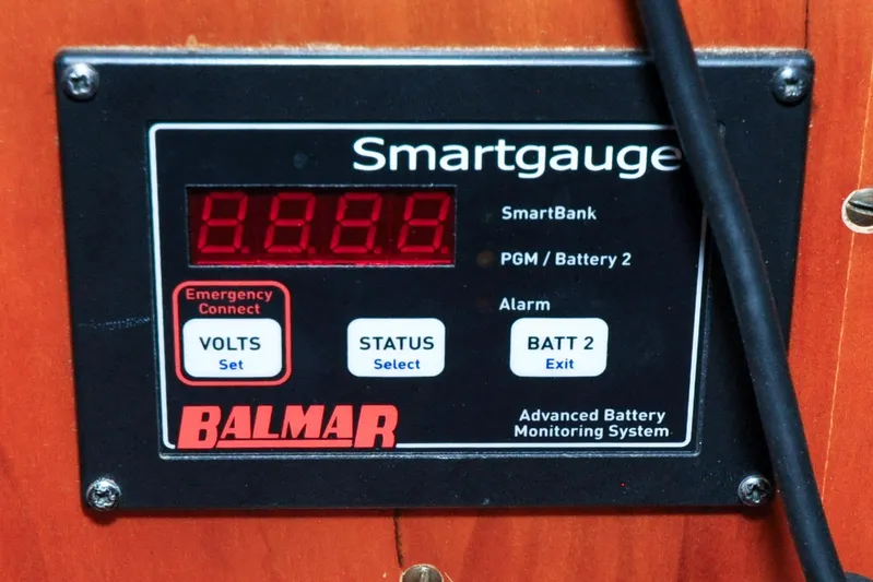 Night Train Yacht Photos Pics Balmar Smartgauge battery monitor on 1986 Hinckley Sou'wester 51 yacht.
