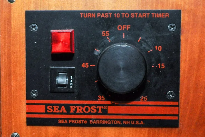 Night Train Yacht Photos Pics Sea Frost timer control panel on 1986 Hinckley Sou'wester 51 yacht.