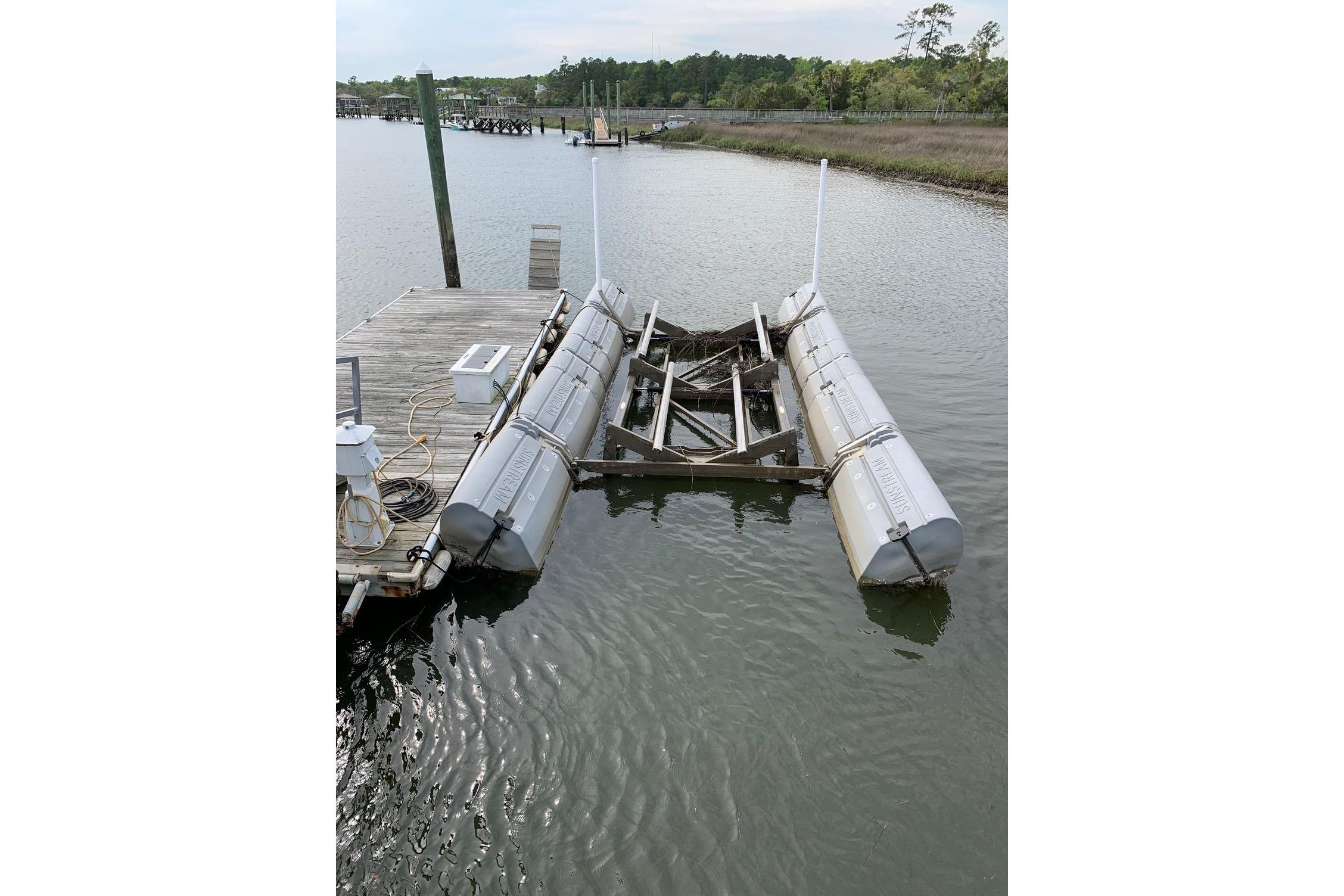 2010 Sunstream float lift