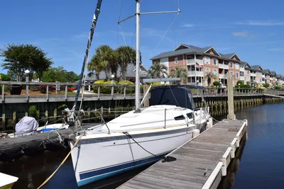 Hunter 33
