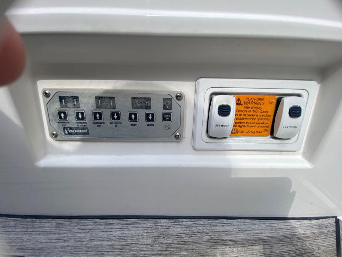 2014 Sunseeker 48 