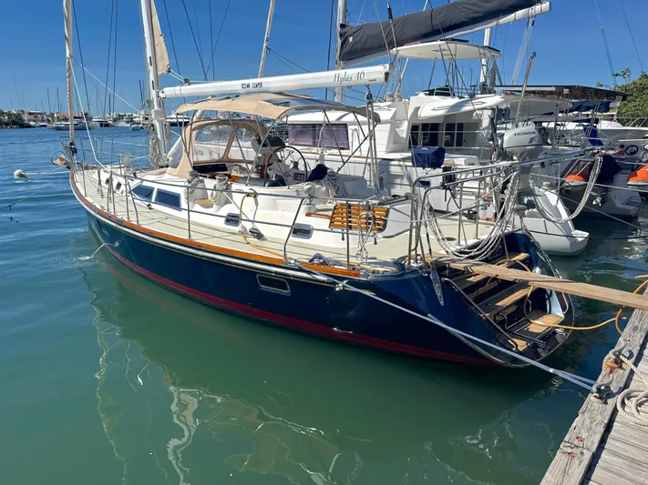 Ocean Leaper Yacht Photos Pics 