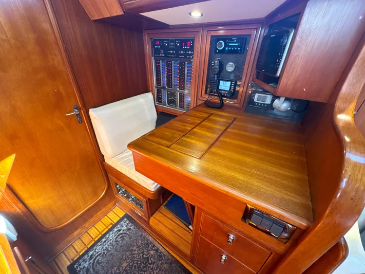 Ocean Leaper Yacht Photos Pics 