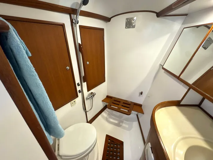 Ocean Leaper Yacht Photos Pics 