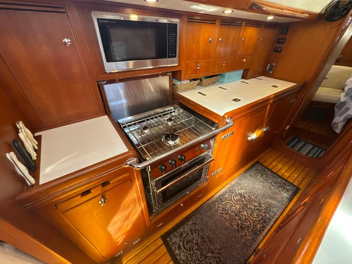 Ocean Leaper Yacht Photos Pics 