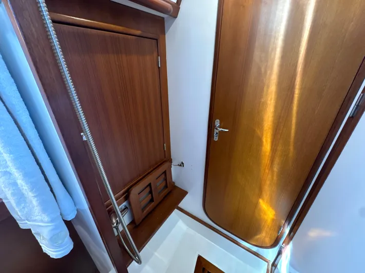 Ocean Leaper Yacht Photos Pics 