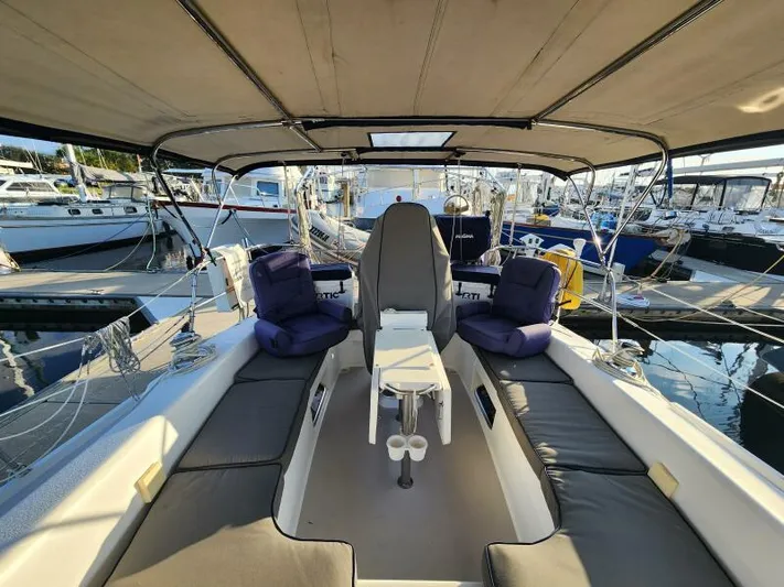 Soleyah Yacht Photos Pics 