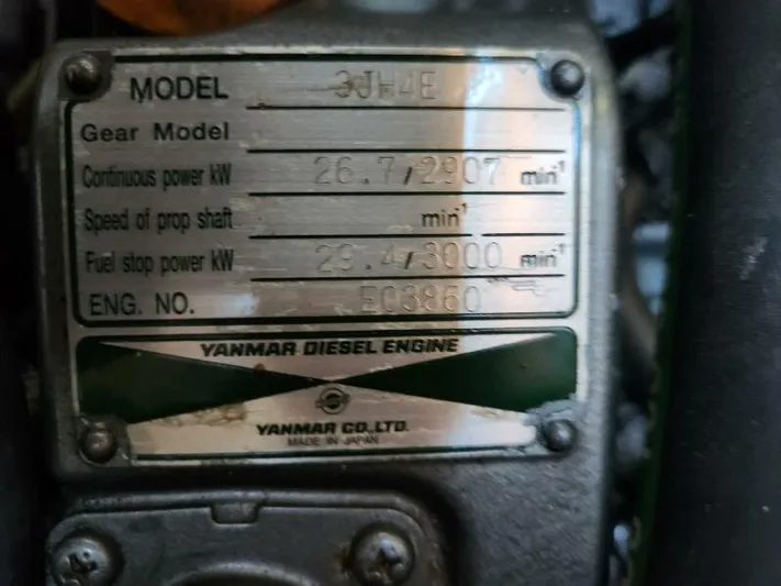 Soleyah Yacht Photos Pics 