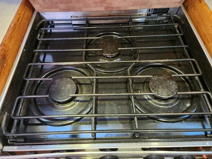 Soleyah Yacht Photos Pics 