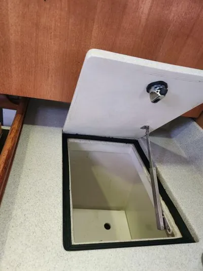 Soleyah Yacht Photos Pics 