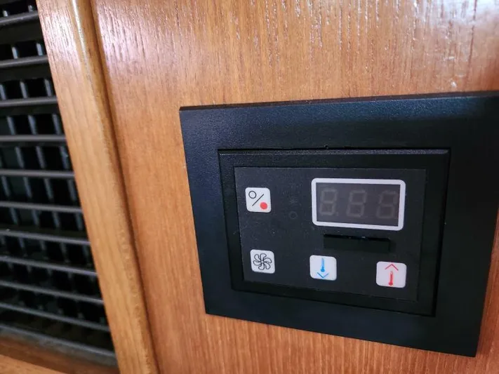 Soleyah Yacht Photos Pics 