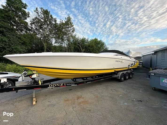  Yacht Photos Pics 2001 Donzi Daytona 38 ZX for sale in Norwood, MA