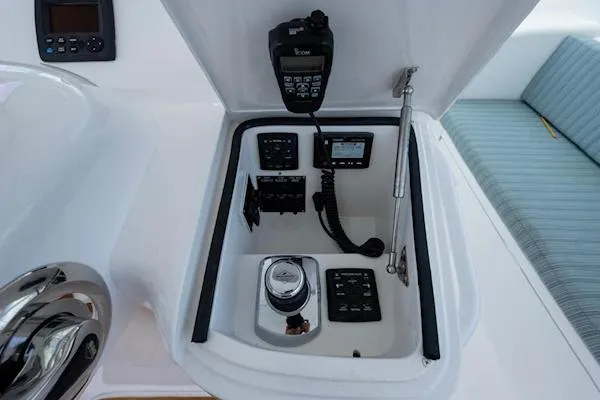 Drop&rsquo;em Yacht Photos Pics Control panel of a 2012 Viking 42 Open yacht with communication equipment.