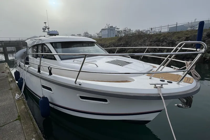 Timbermaiden Yacht Photos Pics 