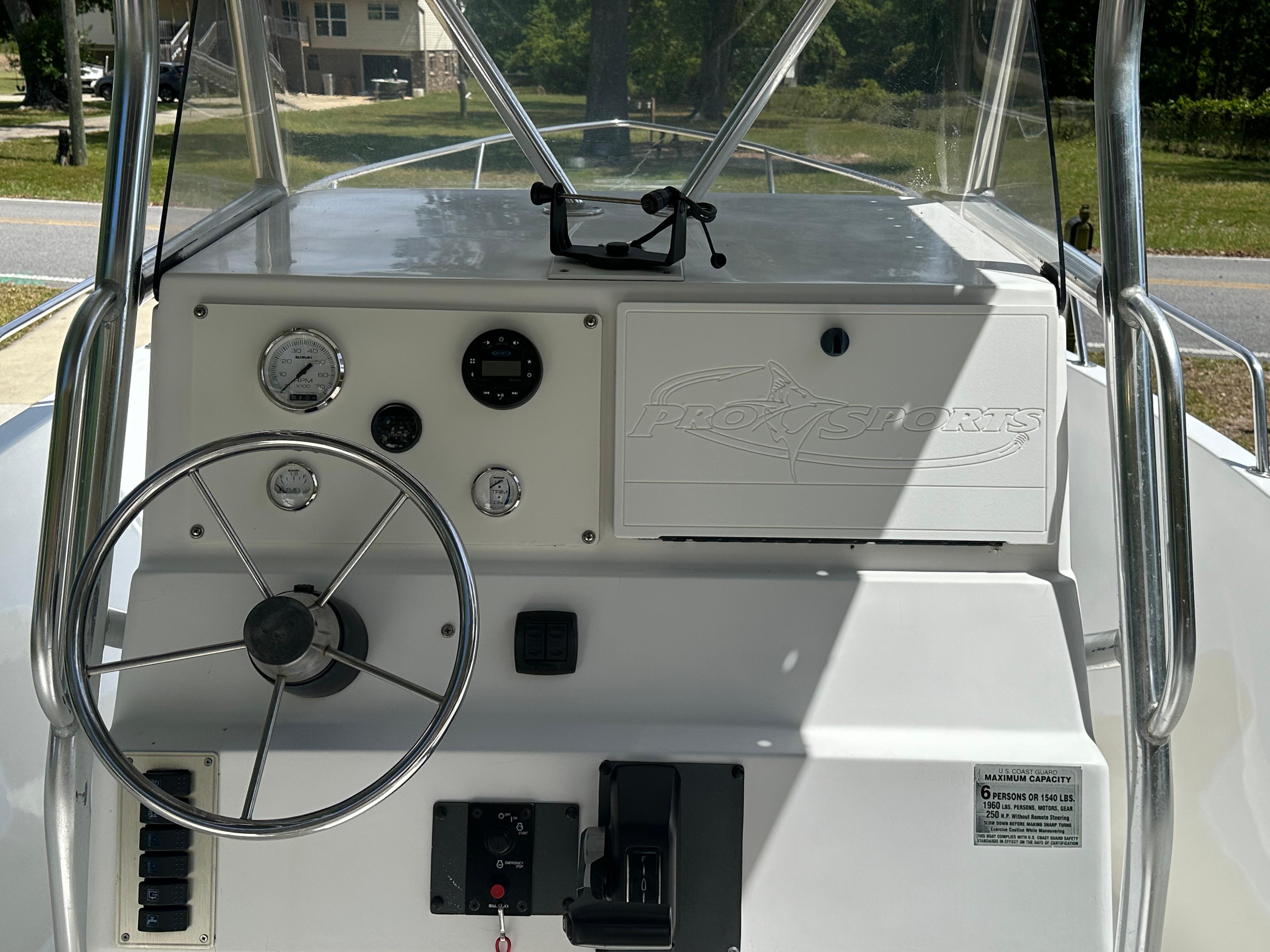 2001 Pro Sports 2200 CC Blue Water Saltwater Fishing for sale - YachtWorld