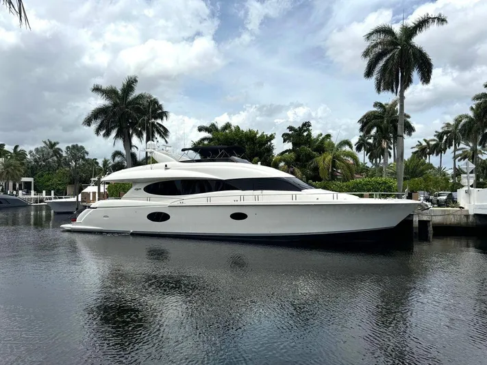 Living The Dream Yacht Photos Pics 