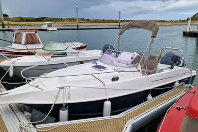 2016 B2 Marine CAP FERRET 572 CRUISER