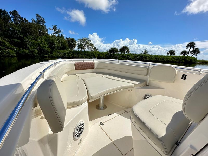 2020 Cobia 280 Center Console