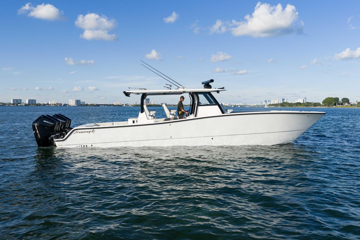 2023 Freeman 43 