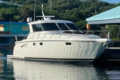 Tiara Yachts 4700 Sovran