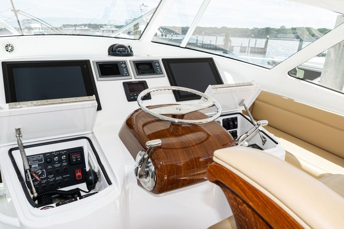 2014 Viking 42 