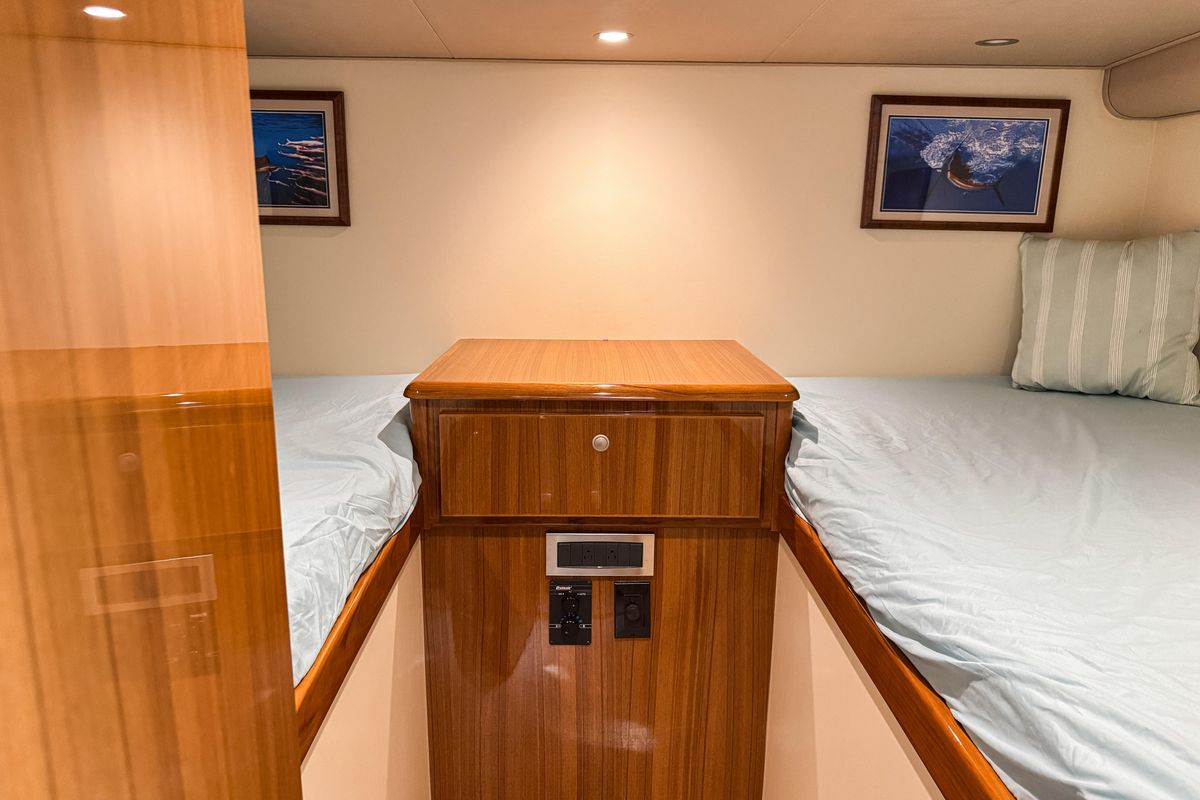2014 Viking 42 