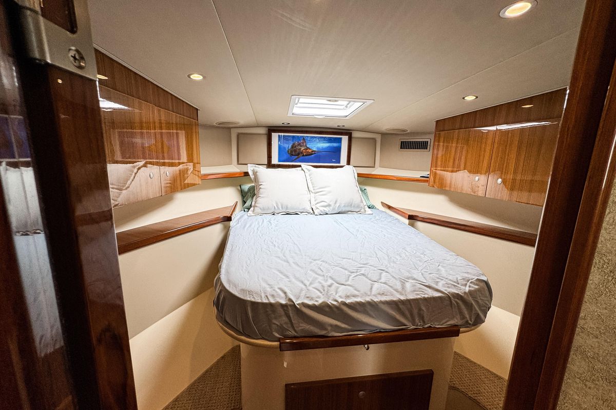 2014 Viking 42 