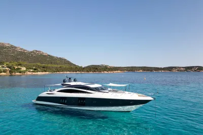 Sunseeker Predator 82