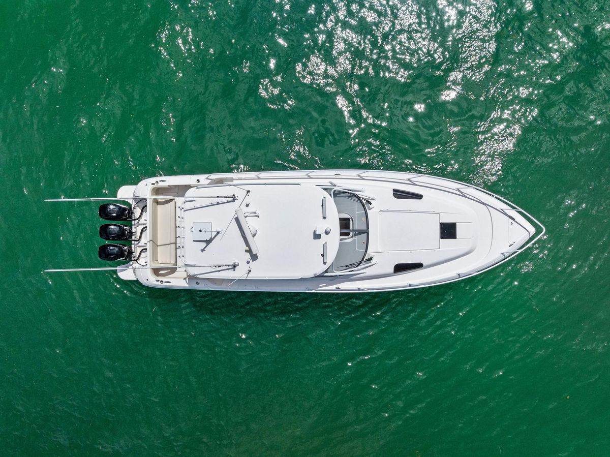 2018 Intrepid 43 