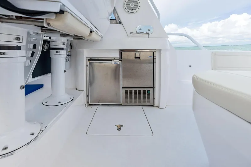 Virgo Yacht Photos Pics 2018 Intrepid 430 Sport Yacht interior with stainless steel appliances and seating.