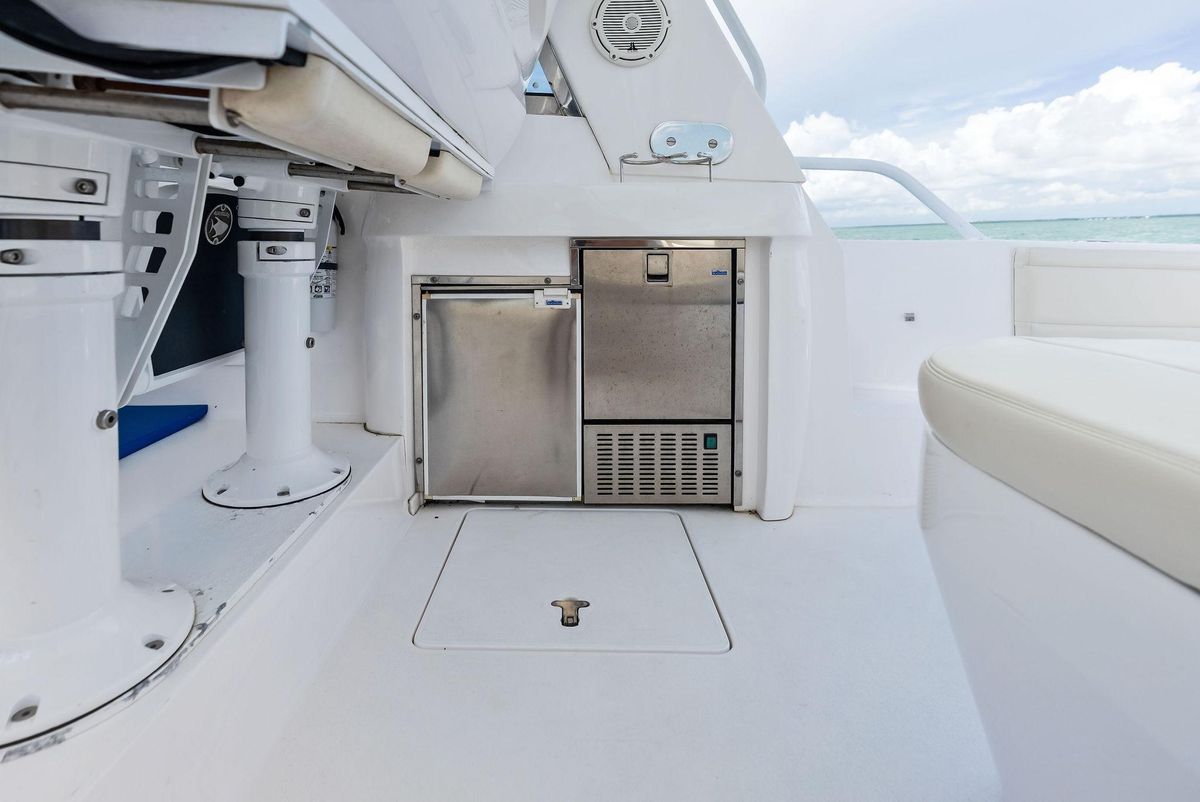 2018 Intrepid 43 