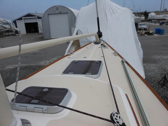 Ohana Lll Yacht Photos Pics Deck