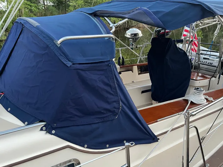 "into The Mystic" Yacht Photos Pics 