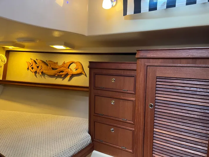 "into The Mystic" Yacht Photos Pics 